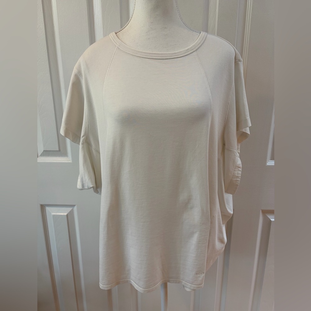 Chloe White Shirt Sleeve Boxy Tee with Stretch Size XL?